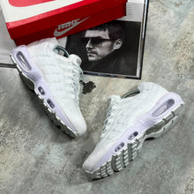Load image into Gallery viewer, Shoes