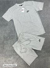 Load image into Gallery viewer, Tshirt
