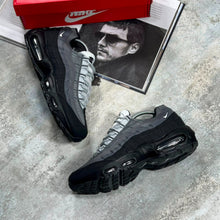 Load image into Gallery viewer, Shoes