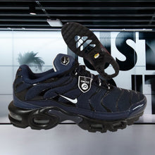 Load image into Gallery viewer, Shoes