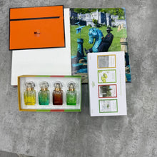 Load image into Gallery viewer, Perfume