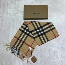 Load image into Gallery viewer, Scarf
