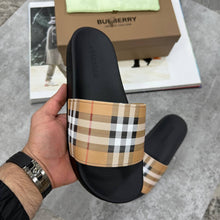 Load image into Gallery viewer, Slipper