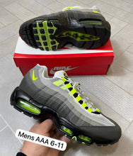 Load image into Gallery viewer, Shoes