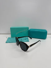 Load image into Gallery viewer, Sunglass