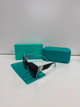 Load image into Gallery viewer, Sunglass