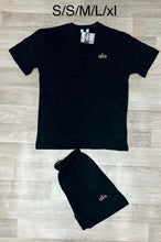 Load image into Gallery viewer, T-shirt