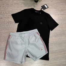 Load image into Gallery viewer, T-shirt
