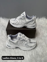 Load image into Gallery viewer, Shoes women