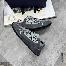 Load image into Gallery viewer, Shoes men