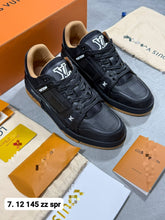 Load image into Gallery viewer, Shoes