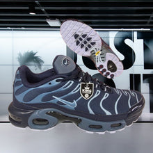 Load image into Gallery viewer, Shoes