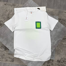 Load image into Gallery viewer, T-shirt