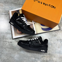Load image into Gallery viewer, Shoes