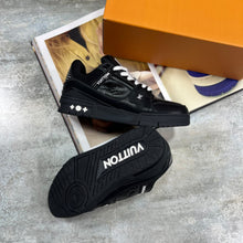 Load image into Gallery viewer, Shoes