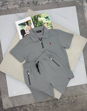 Load image into Gallery viewer, Tshirt