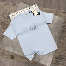 Load image into Gallery viewer, Tshirt