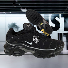 Load image into Gallery viewer, Shoes