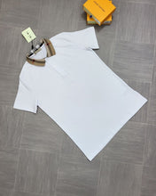 Load image into Gallery viewer, T-shirt