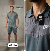 Load image into Gallery viewer, T-shirt