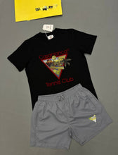 Load image into Gallery viewer, T-shirt