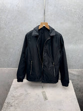 Load image into Gallery viewer, Jacket