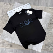 Load image into Gallery viewer, Tshirt