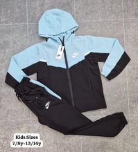 Load image into Gallery viewer, Tracksuit