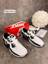 Load image into Gallery viewer, Shoes