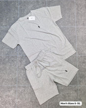 Load image into Gallery viewer, Tshirt