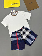 Load image into Gallery viewer, T-shirt