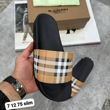 Load image into Gallery viewer, Slipper