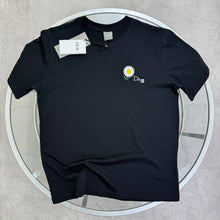 Load image into Gallery viewer, Tshirt