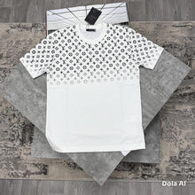 Load image into Gallery viewer, Tshirt