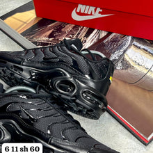 Load image into Gallery viewer, Shoes