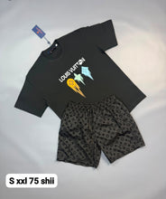 Load image into Gallery viewer, Tshirt