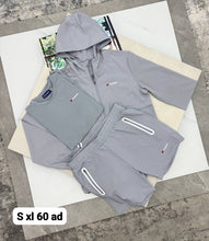 Load image into Gallery viewer, T-shirt