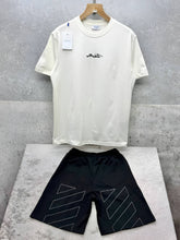 Load image into Gallery viewer, T-shirt