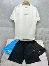 Load image into Gallery viewer, T-shirt
