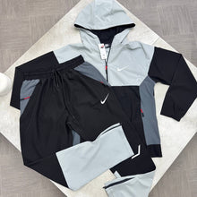 Load image into Gallery viewer, Tracksuit men