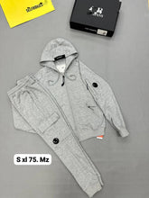 Load image into Gallery viewer, Tracksuit