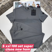 Load image into Gallery viewer, T-shirt