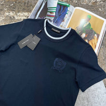 Load image into Gallery viewer, Tshirt