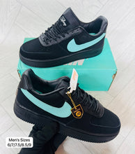 Load image into Gallery viewer, Shoes