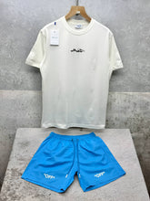 Load image into Gallery viewer, T-shirt