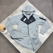 Load image into Gallery viewer, Tracksuit men