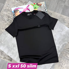 Load image into Gallery viewer, T-shirt