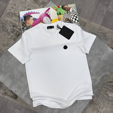 Load image into Gallery viewer, T-shirt