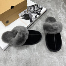 Load image into Gallery viewer, Slipper