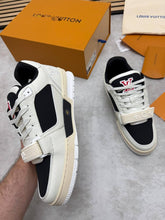 Load image into Gallery viewer, Shoes